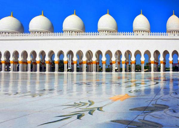 08_2013-12-07_Sheikh Zayed Grand Mosque-160001.JPG