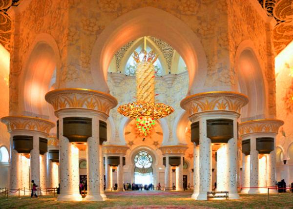 09_2013-12-07_Sheikh Zayed Grand Mosque_Main Prayer Hall ��Ҫ��������-360001.JPG