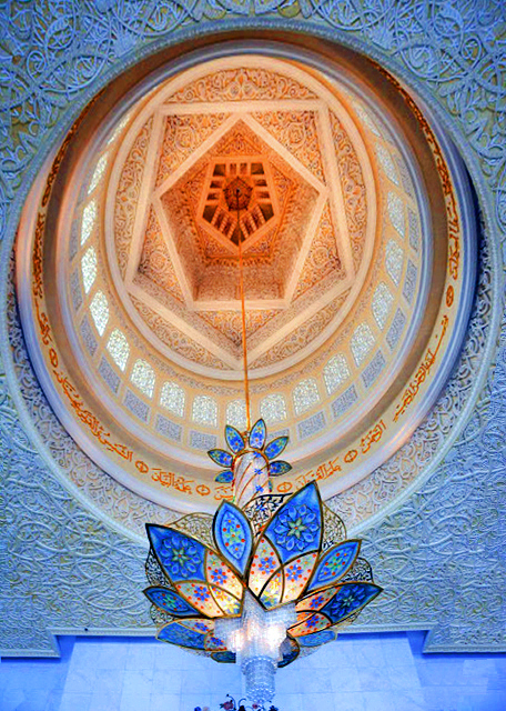 11_2013-12-07_Sheikh Zayed Grand Mosque-220001.JPG