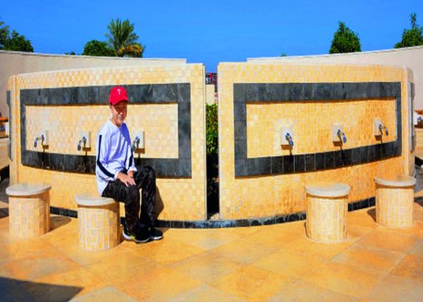 19_2013-12-07_Sheikh Zayed Grand Mosque-480001.JPG