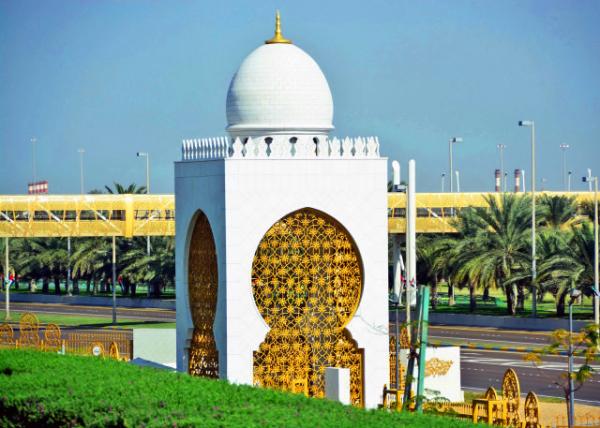 22_2013-12-07_Sheikh Zayed Grand Mosque-50001.JPG