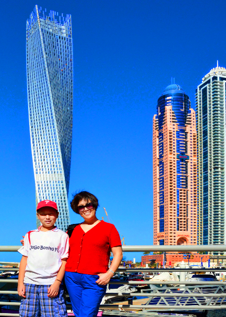 07_2013-12-08_Infinity Tower or Cayan Tower ������-30001.jpg