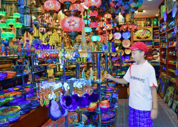 21_2013-12-08_Souk Madinat Jumeirah_Souvenir Shop ��Ʒ��-60001.JPG