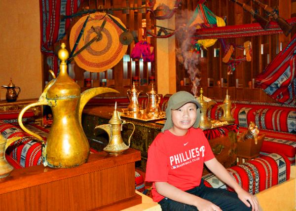 25_2013-12-11_Ritz Carlton Hotel_Al Bustan Palace Arabian artifacts.jpg