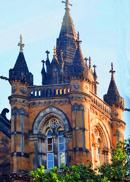 06_2013-12-14_Victoria Train Station_Turret ��¥-20001.JPG