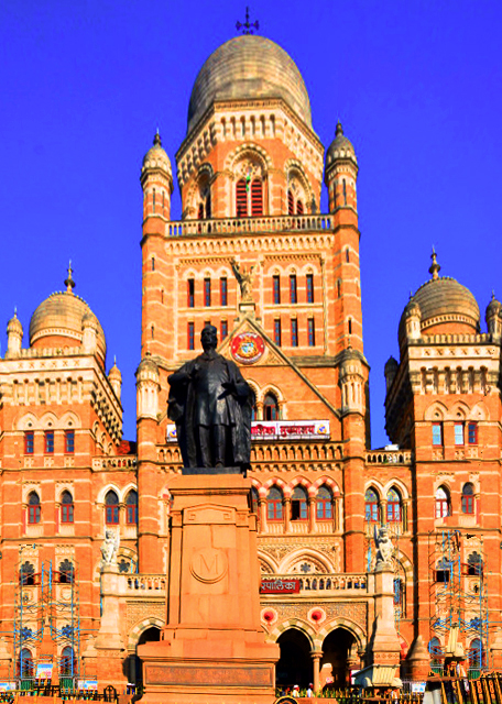05_2013-12-14_Victoria Train Station_Terminal-50001.JPG