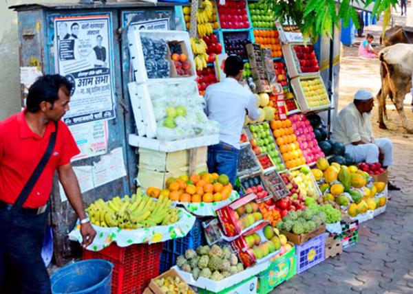 52_2013-12-14_Street Vendor-10001.JPG