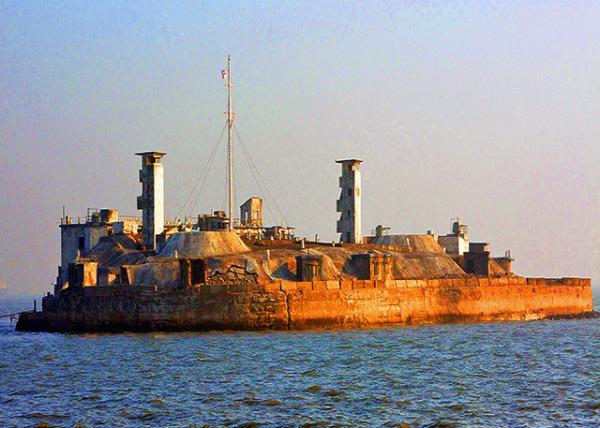 63_2013-12-15_Middle Ground Coastal Battery ����������̨0001.JPG