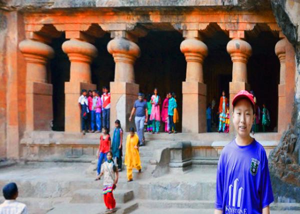 12_2013-12-15_Elephanta_Main Entrance of Cave 1 һ�Ŷ������-80001.JPG