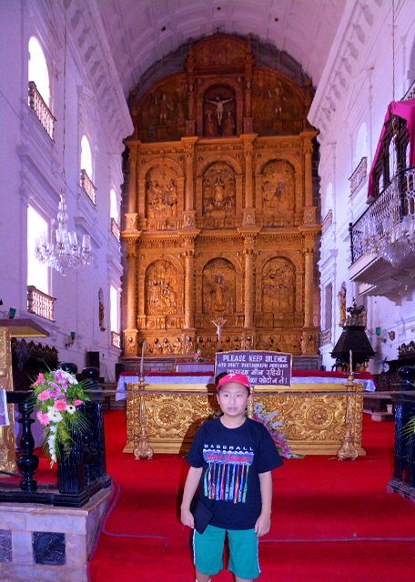 1781146968927560.jpg 2013-12-16_Se Cathedral_Main Altar.jpg