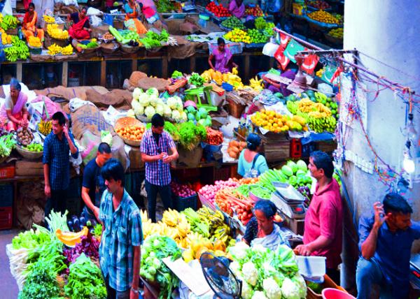 2013-12-16_Fruit-Veggie Market-60001.JPG