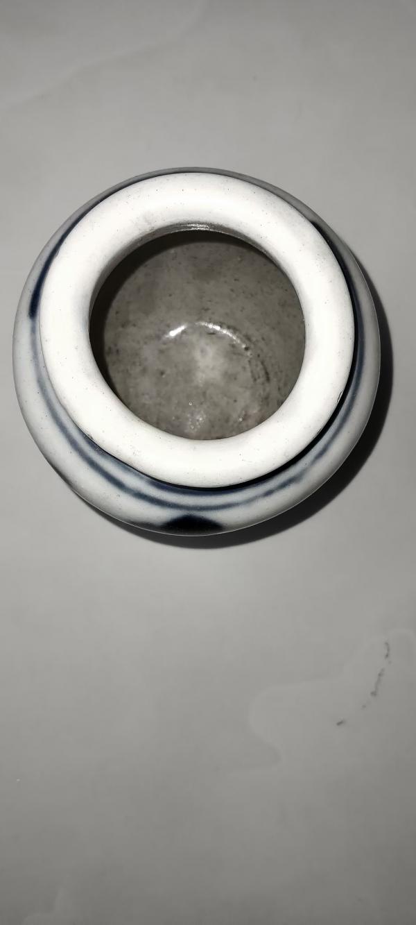 86香油罐3.jpg