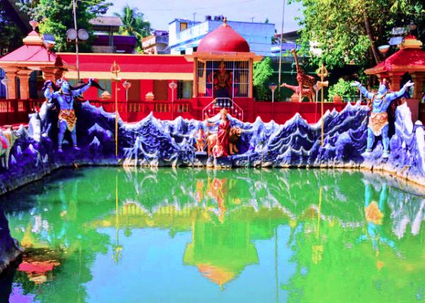 06_2013-12-17_Gokarnath Temple Holy Water Pond_Hindu God Gokarnanatha, a Form of Lord Shiva ����������ʪ�ŵ���-10001.JPG