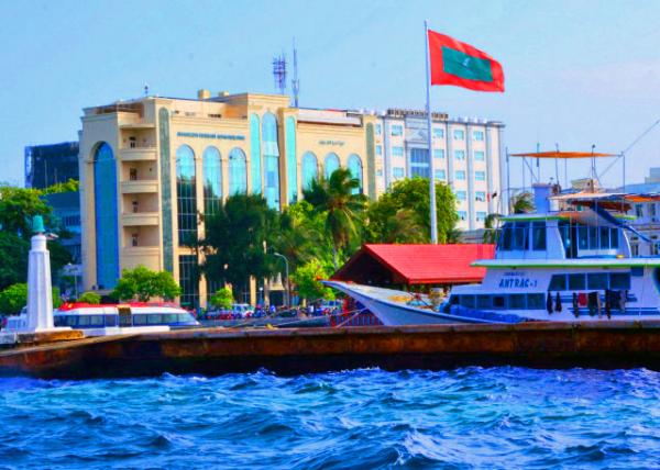 03_2013-12-19_Shaheedh Hussain Adam Bldg, the Police HQ0001.JPG