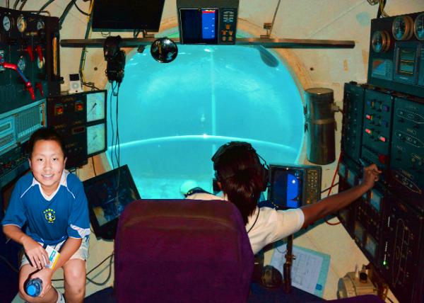 2013-12-19_Mal�� Submarine_Pilot-1.jpg