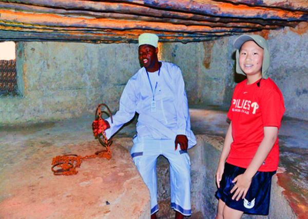 19_2013-12-27_Christ Church Anglican Cathedral_Slave Prison ū������0001.JPG