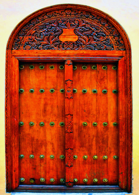 1781394676178463.jpg 45_2013-12-27_Door_Traditional Carved Wooden Arab Doorway-30001.JPG