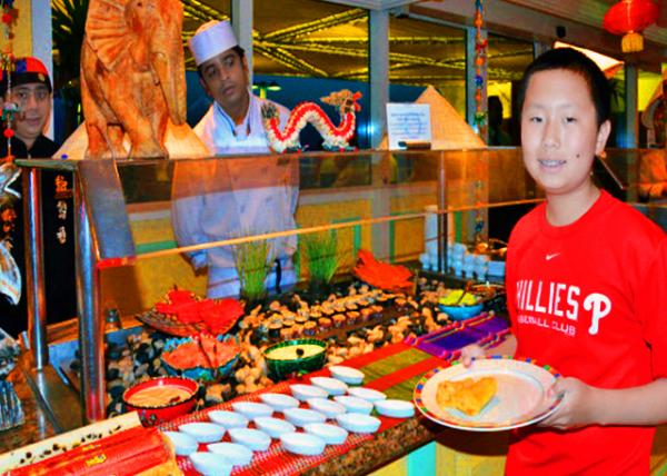 2013-12-27_Asian Buffet-20001.JPG