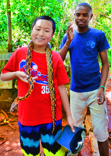 19_2013-12-30_Play Boa Constrictor �׽�����0001.JPG