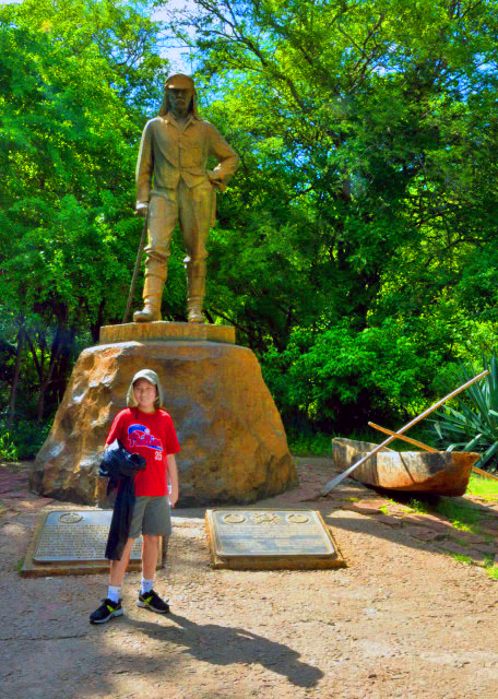 1781574859126828.jpg 13_2014-01-07_Statue of David Livingstone 戴维·利文斯通雕像0001.JPG