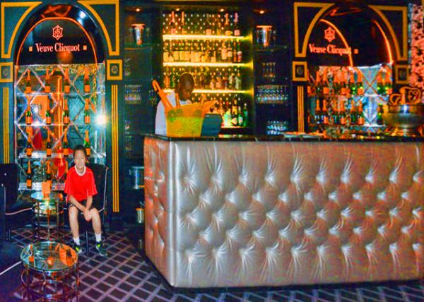 13_2014-01-09_54 on Bath Hotel-30001.JPG