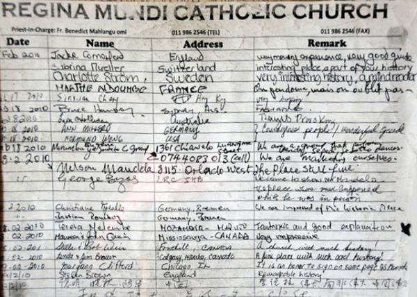 43_2014-01-10_Regina Mundi Famous Visitor Log Including First Lady of the US Michelle Obama ������á�����������ͳ������Ъ�����°������ڵ���������������0001.JPG