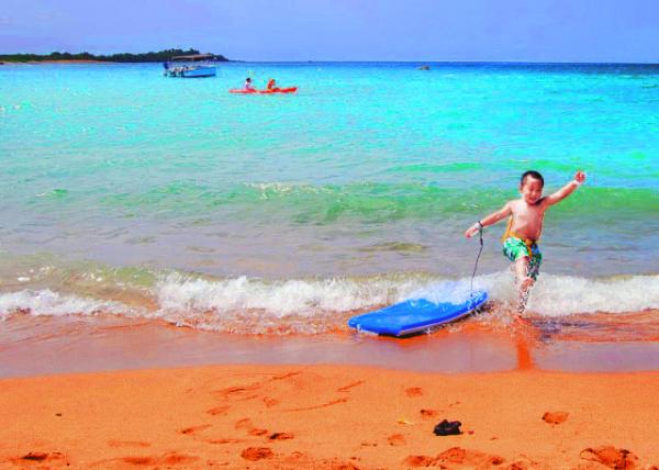 09_10-02-07_Waikoloa Beach_Boogie Board Surfing ſ�����0001.JPG