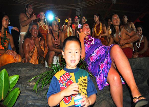 38_10-08-07_ L��ʻau Kalamaku Performers ����Ů�����0001.JPG