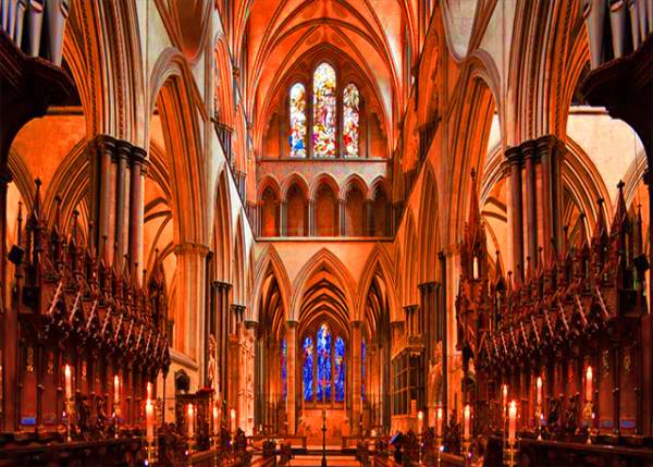 2016-07-19_Salisbury Cathedral_the Tallest Church in UK_Nave0001.jpg
