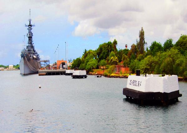 25_09-30-07_ Pearl Harbour_USS Missouri and Pacific Aviation Museum.JPG