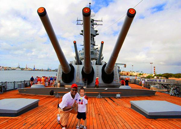 30_09-30-07_ Forecastle of USS Missouri BB-63 �������ս�н�BB-63����¥-30001.JPG