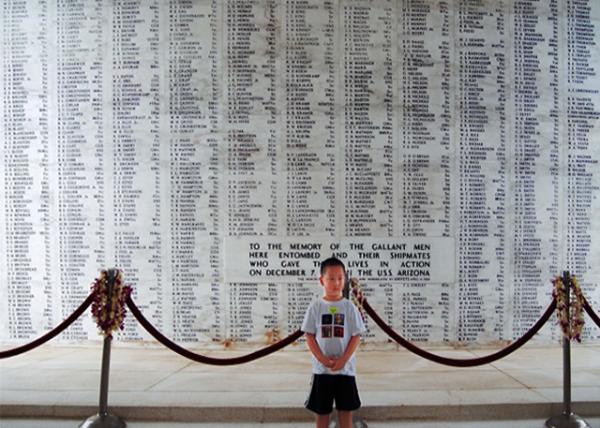 36_09-30-07_ USS Arizona Memorial @ Pearl Harbor_Wall of Names ����ɣ�Ǻ�ս��������ʿ��� 0001.JPG