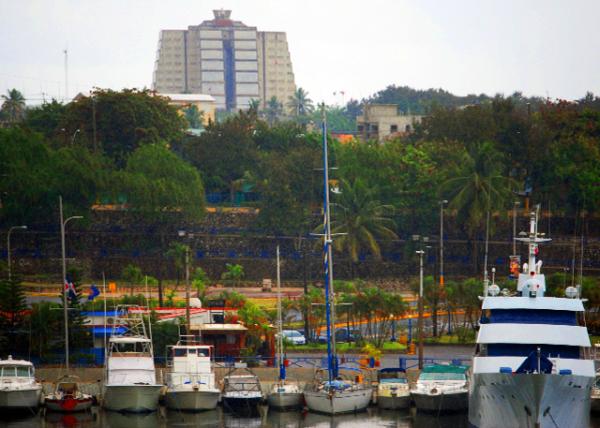 23_02-02-08_ Santo Domingo-Columbus Lighthouse over River Ozama ŷ������ϸ��ײ�����0001.JPG