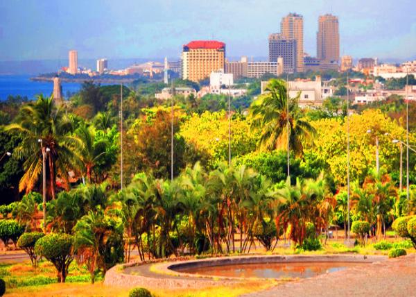 25_02-02-08_ Santo Domingo-City Skyline ���������0001.JPG