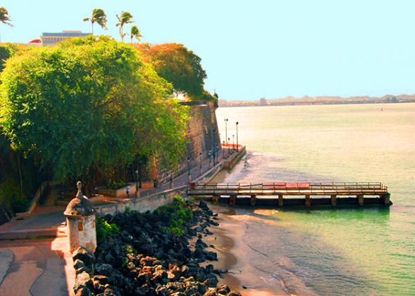 18_01-26-08_ Paseo de la Princesa, One of the Most Scenic Walkways In the World ��������������Ϸ羰���������е�֮һ0001.JPG