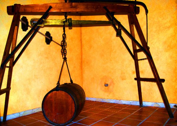 22_02-03-08_ San Juan-Balace @ Bacardi Rum Distillery_Rum Bucket ��ķ��Ͱ0001.JPG