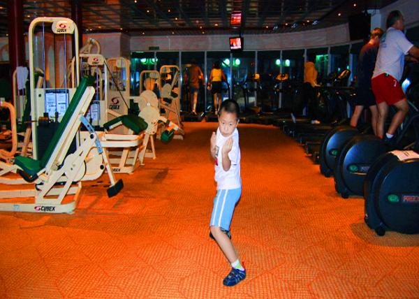15_01-25-09_ Island Princess_Fitness Ctr.jpg