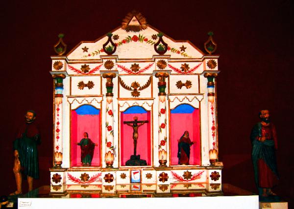 20_01-27-09_ Church San Pedro Claver_Museum_Iconostasis.jpg