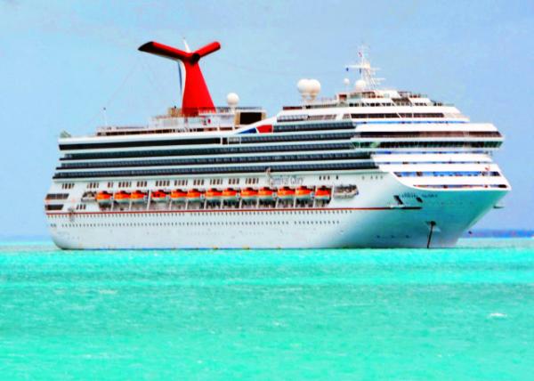 10_2014-08-05_Carnival Glory Berthed in Biscayne Bay0001.JPG