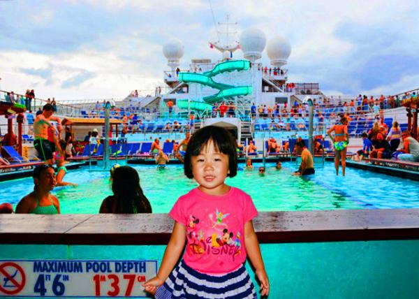 12_2014-08-02_Lido of Carnival Glory0001.JPG