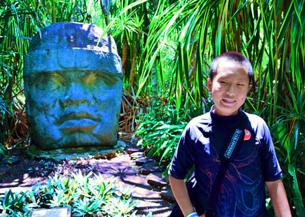 14_2014-08-04_Olmac Colossal Head�� Featuring Native Indian-10001.JPG