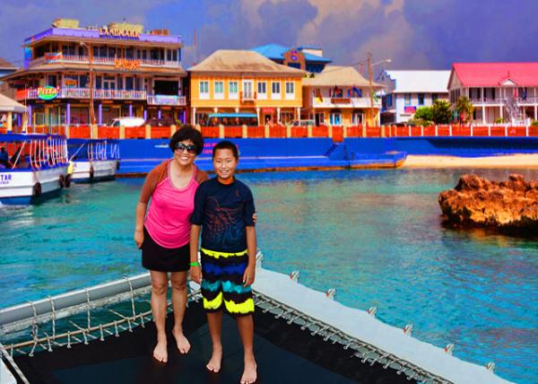 01_2014-08-07_Georgetown the Capital of the Cayman Islands ���ζء�Ӣ������Ⱥ���׶�-10001.jpg