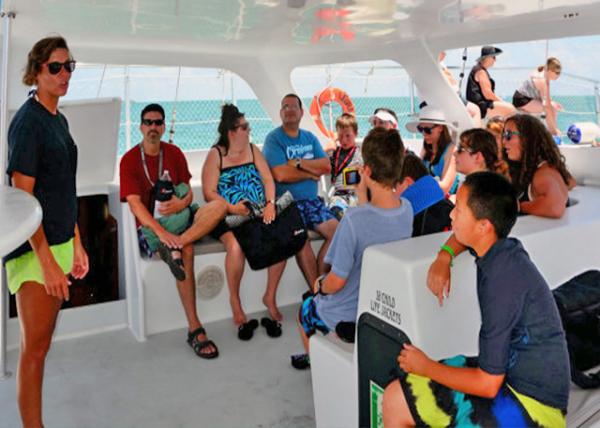 03_2014-08-07_Allura Catamaran_An Astonishing Profusion of Sea Life ���˵ĺ�������-10001.JPG