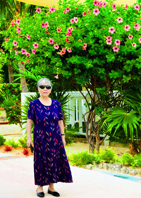 10_2014-11-05_Beloved Playa Mujeres_Hibiscus.jpg