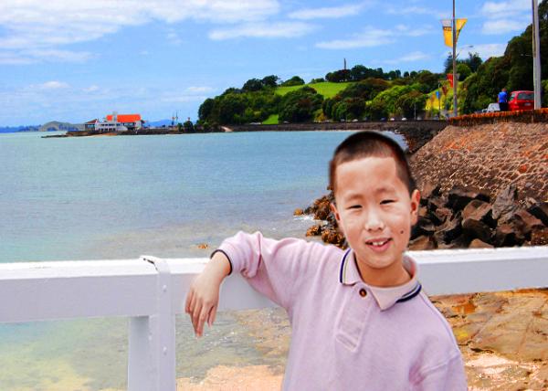 12-19-09_ Okahu Bay Wharf, a Great Wharf for the Children0001.jpg