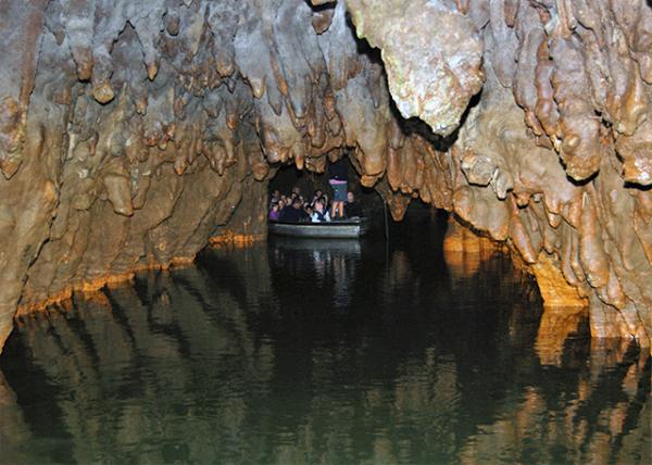 13_12-19-09_Waitomo Glowworm Cave, a Natural Wonder Formed by Water Eroding the Limestone over 30 Million Years0001.jpg