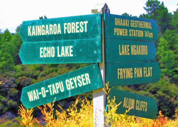 34_12-21-09_ Signpost ·��0001.JPG