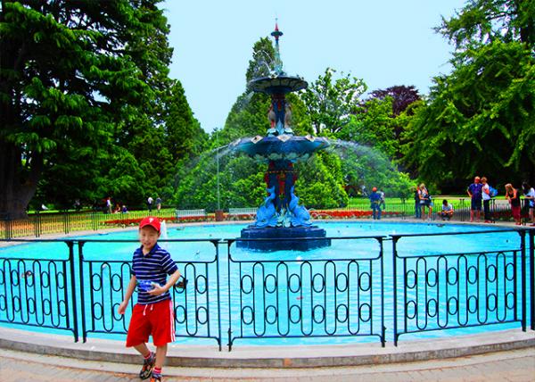 23_12-25-09_ Peacock Fountain @ Hagley Park �����׹�԰����ȸ��Ȫ-10001.jpg