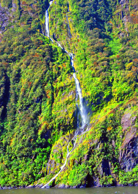 22_12-27-09_ Fairy Falls and Bridal Veil Falls ��Ů�ٲ���������ɴ�ٲ�-30001.JPG