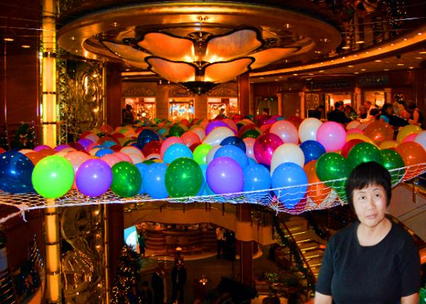 12_12-31-09_ Diamond Princess_Ringing in the New Year-10001.jpg